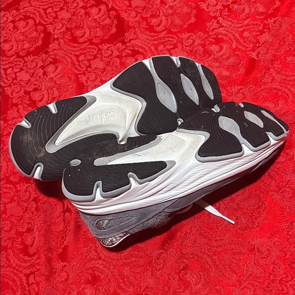 Ryka Women's Charcoal and White Sneakers 12W - Picture 5 of 6